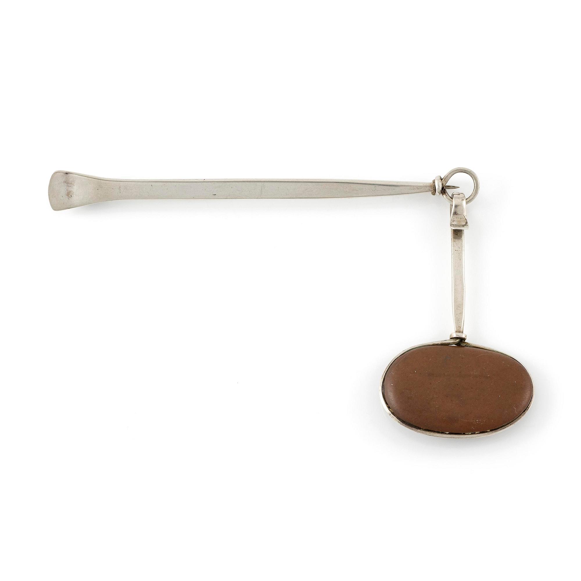 Vivianna Torun Bülow-Hübe, a brooch/pendant, silver with stone.