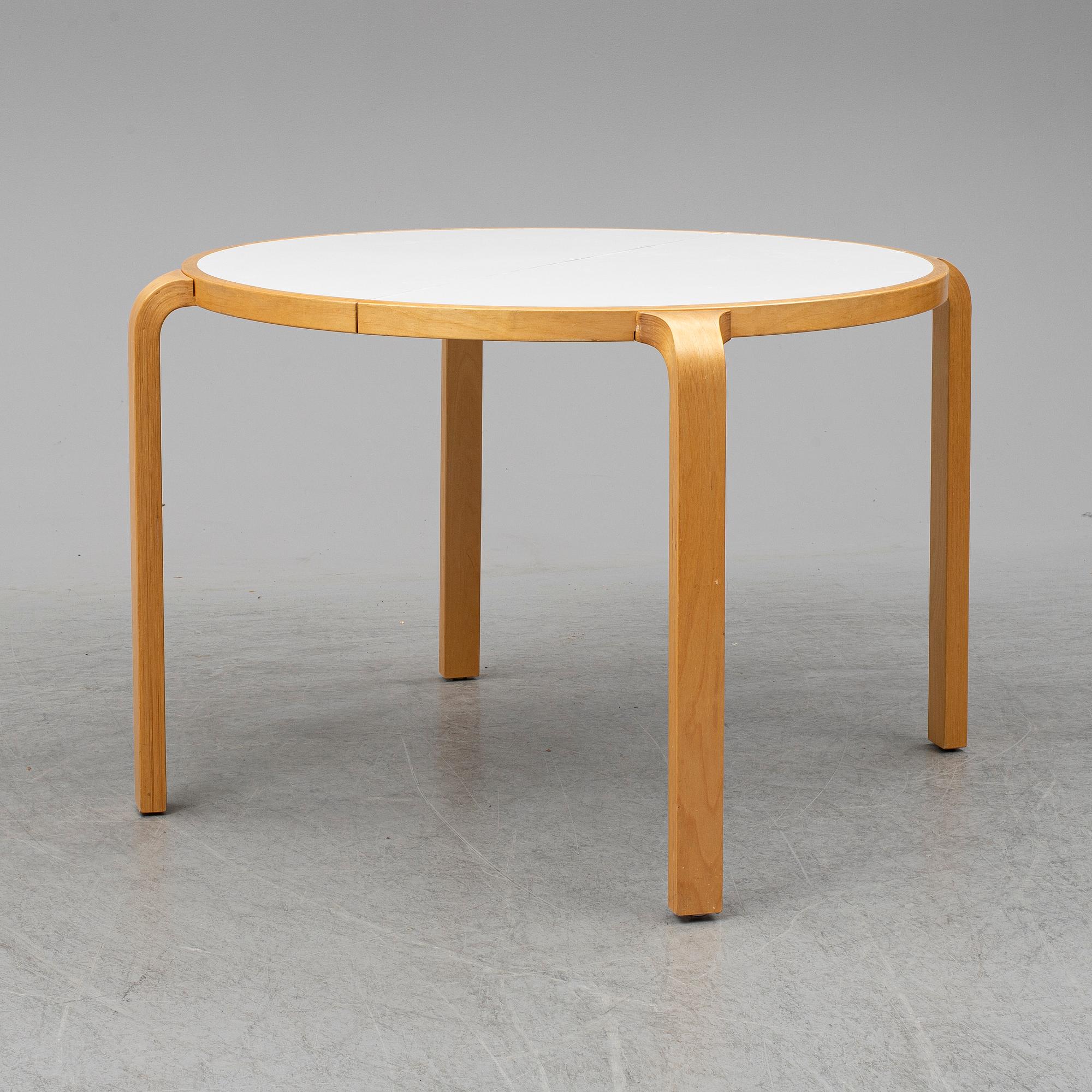MATSALSGRUPP, stolar, 4 st, samt bord, IKEA.