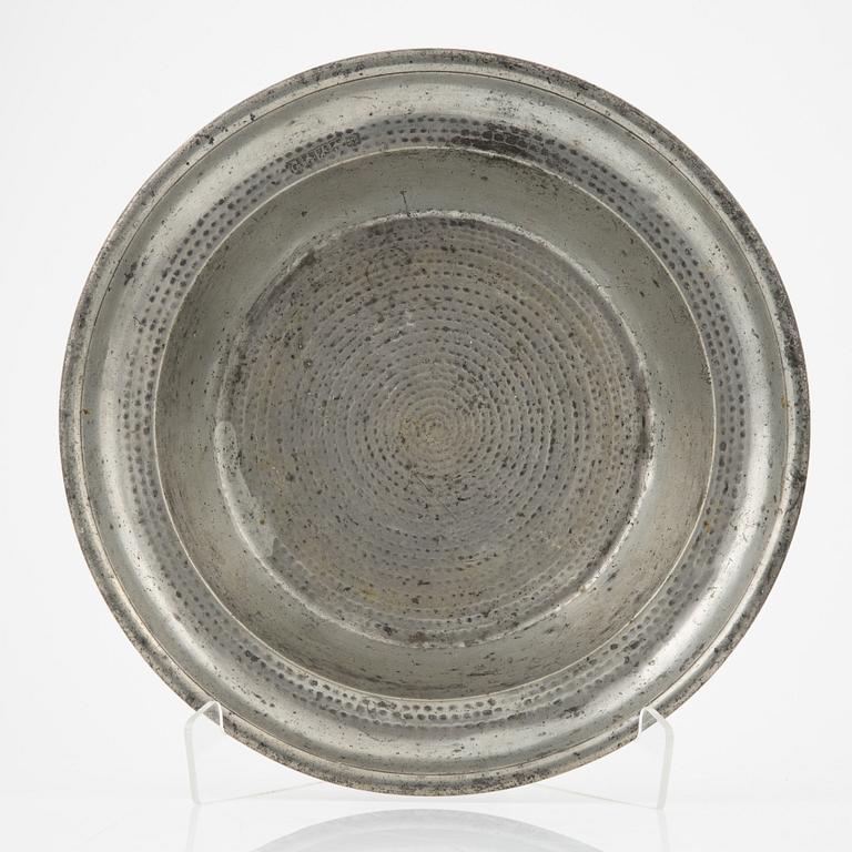 Fat, 3 st, tenn, bl a Johan Daniel Schmitt, Norrköping 1748.