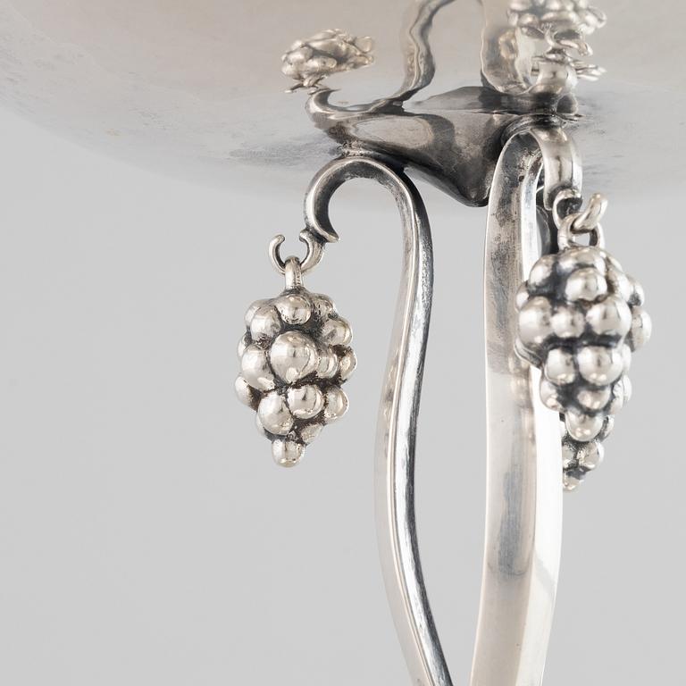 A silver bowl on a high foot, Swedish import mark and mark of Carl Söderqvist, Gothenburg 1927.