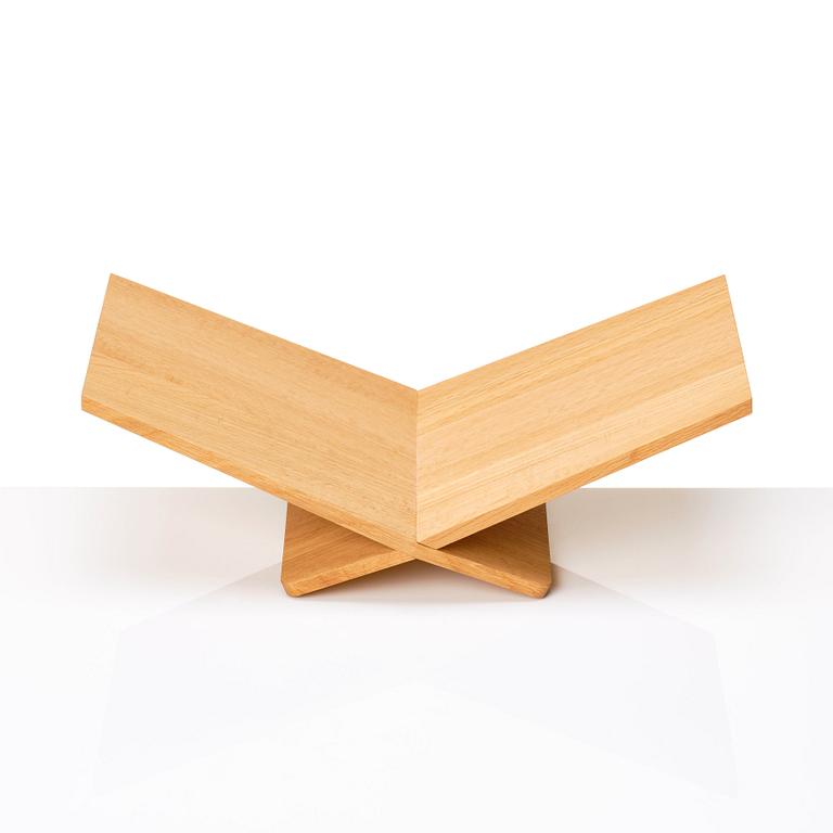 Claesson Koivisto Rune, "Objet d’Art, N°2", bokvagga, Time & Style, Japan, 2018.