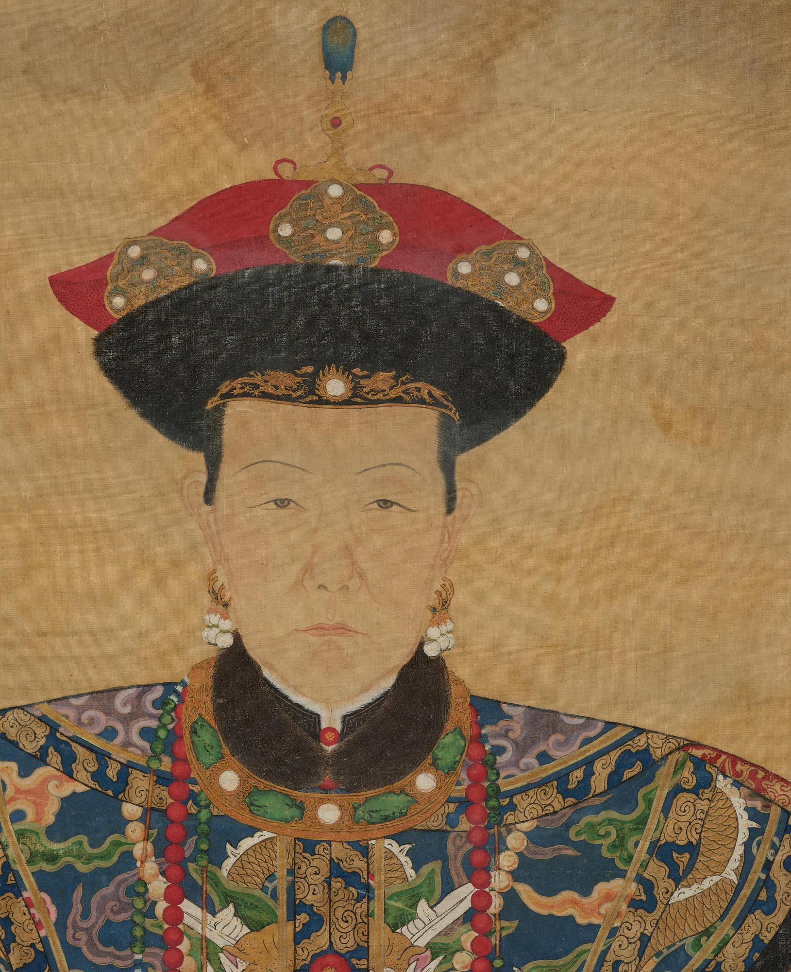 A painting of a high ranking noble woman, Qing dynasty, 19th century. Anonymous artist.