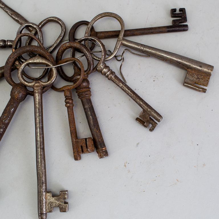 A set of ten 17th/18th century iron keys.