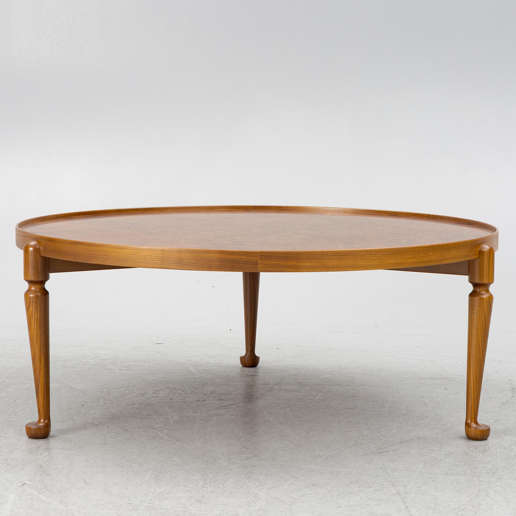 Josef Frank, soffbord, modell 2139, Firma Svenskt Tenn, efter 1985.