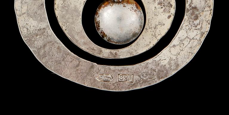 HÄNGSMYCKE, sterlingsilver, "Omena" (Äpple). Tapio Wirkkala, finland, saknar årsstämpel.