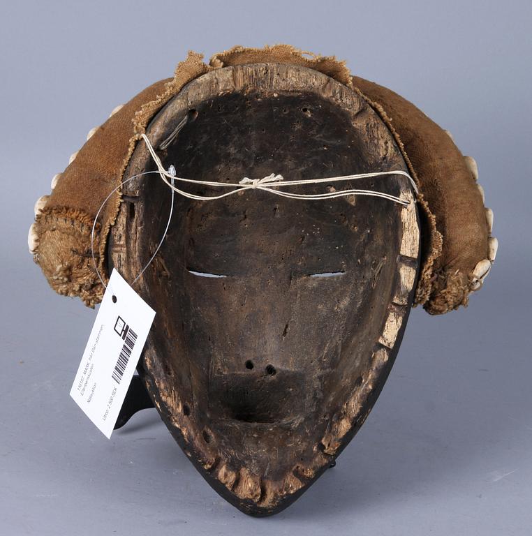 MASK, från Dan-stammen, Elfenbenskusten.