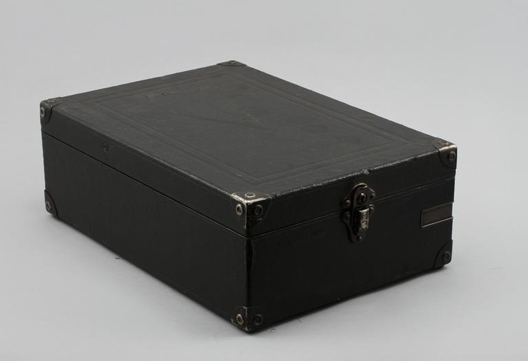 RESEGRAMMOFON, His Masters Voice, Tyskland, 1900-talets första hälft.