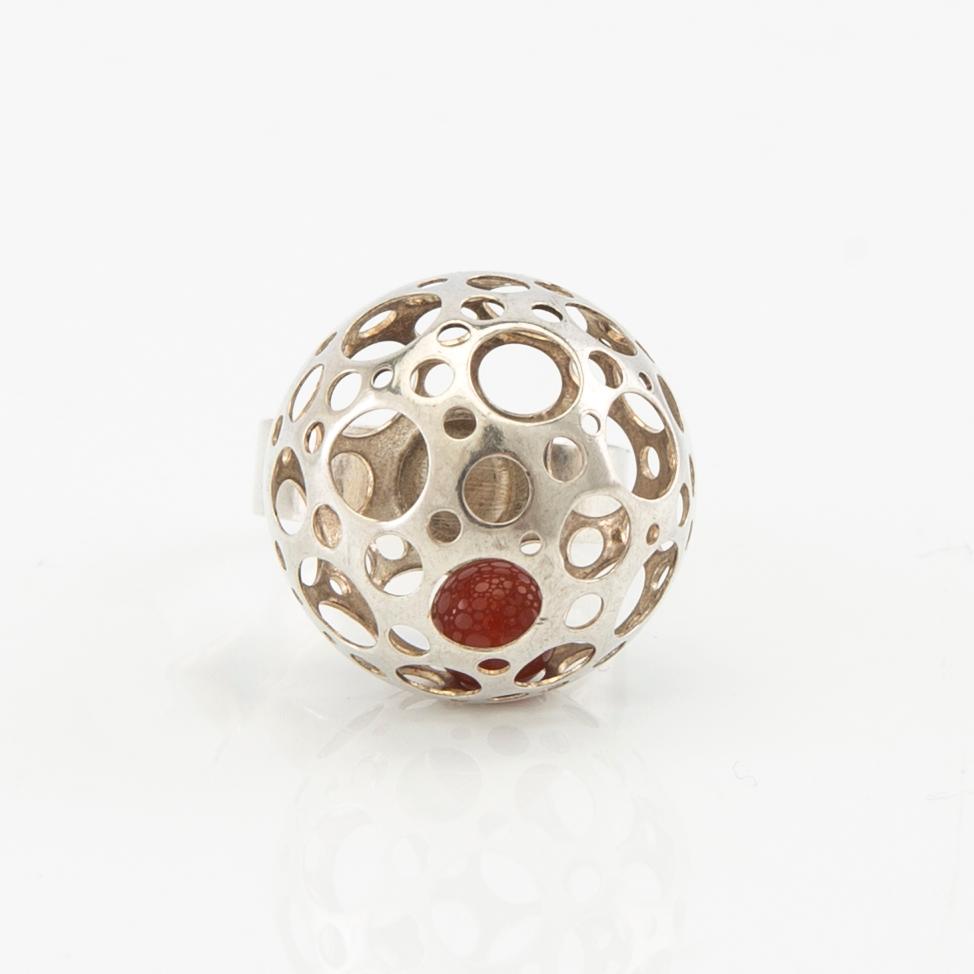Liisa Vitali, ring and pendant "Leppäkerttu" silver, Westerback Helsinki 1974.