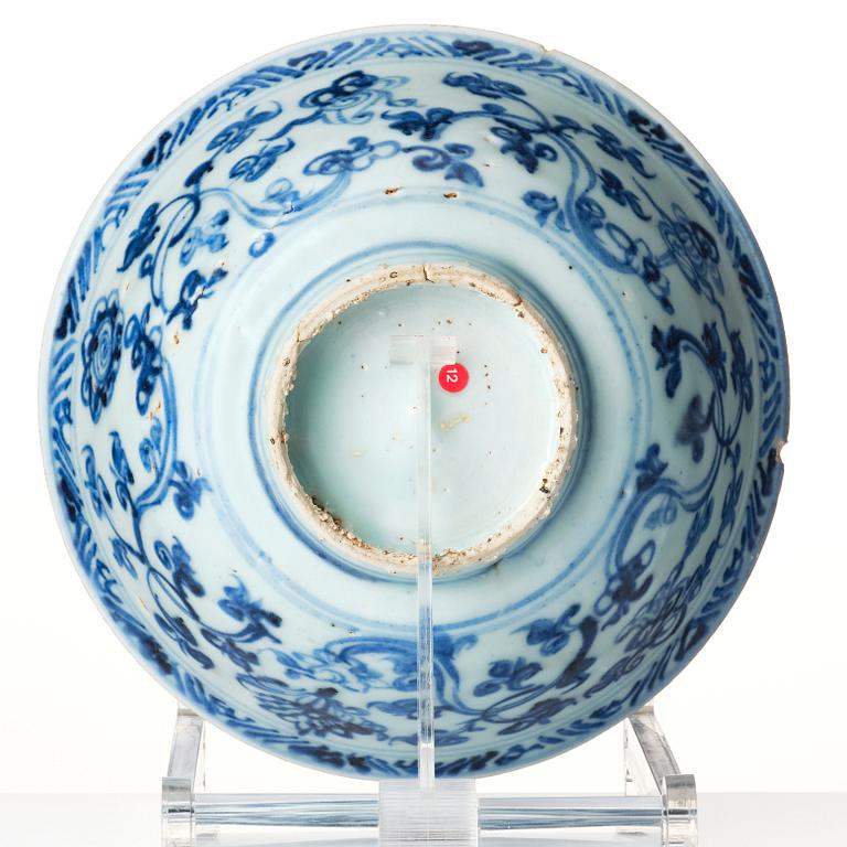 A blue and white bowl, Ming dynasty (1368-1644).