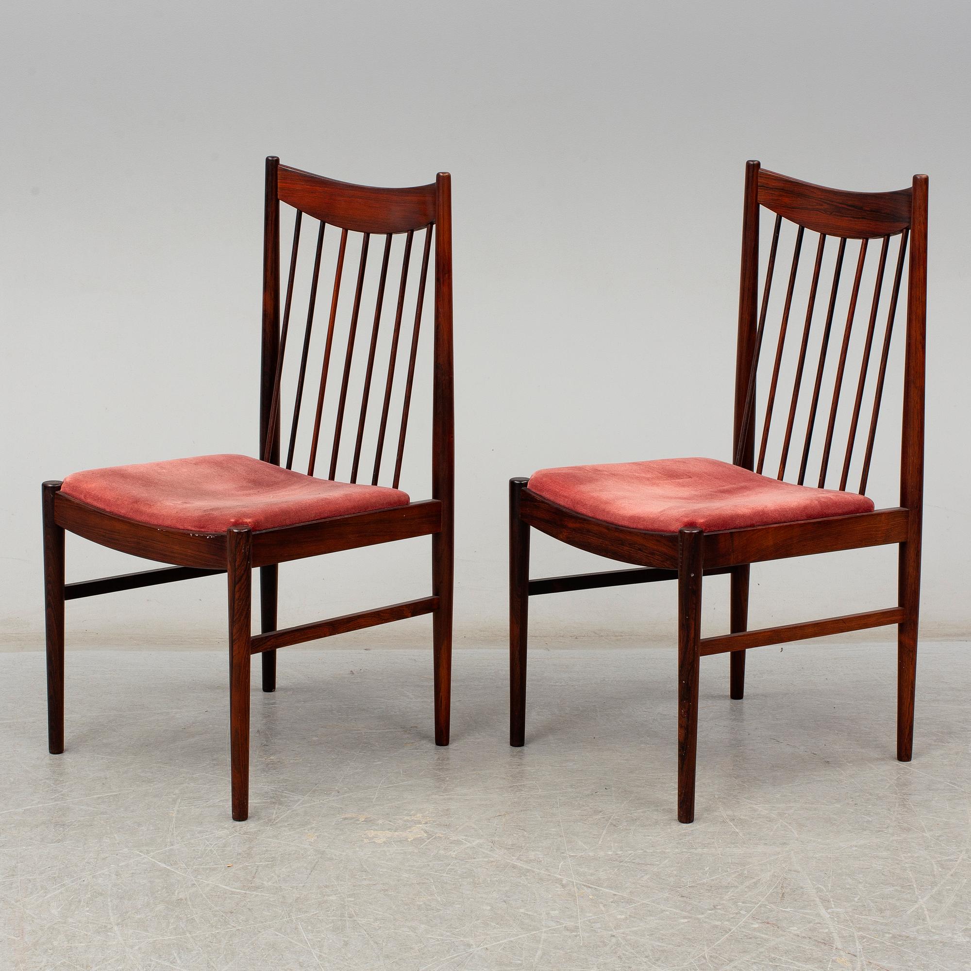 ARNE VODDER, eight Danish rosewood chairs from Sibast, 1960's.