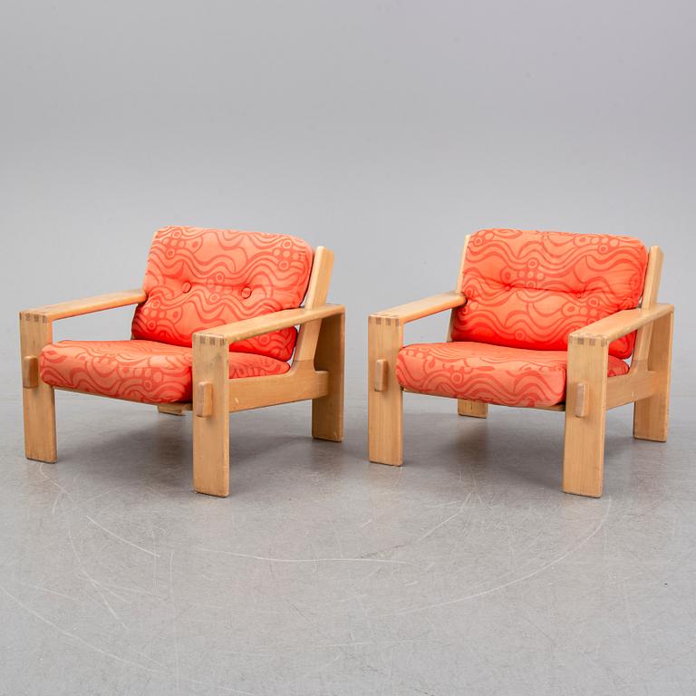 Esko Pajamies, a pair of 'Bonanza' armchairs for Asko, 1970's.