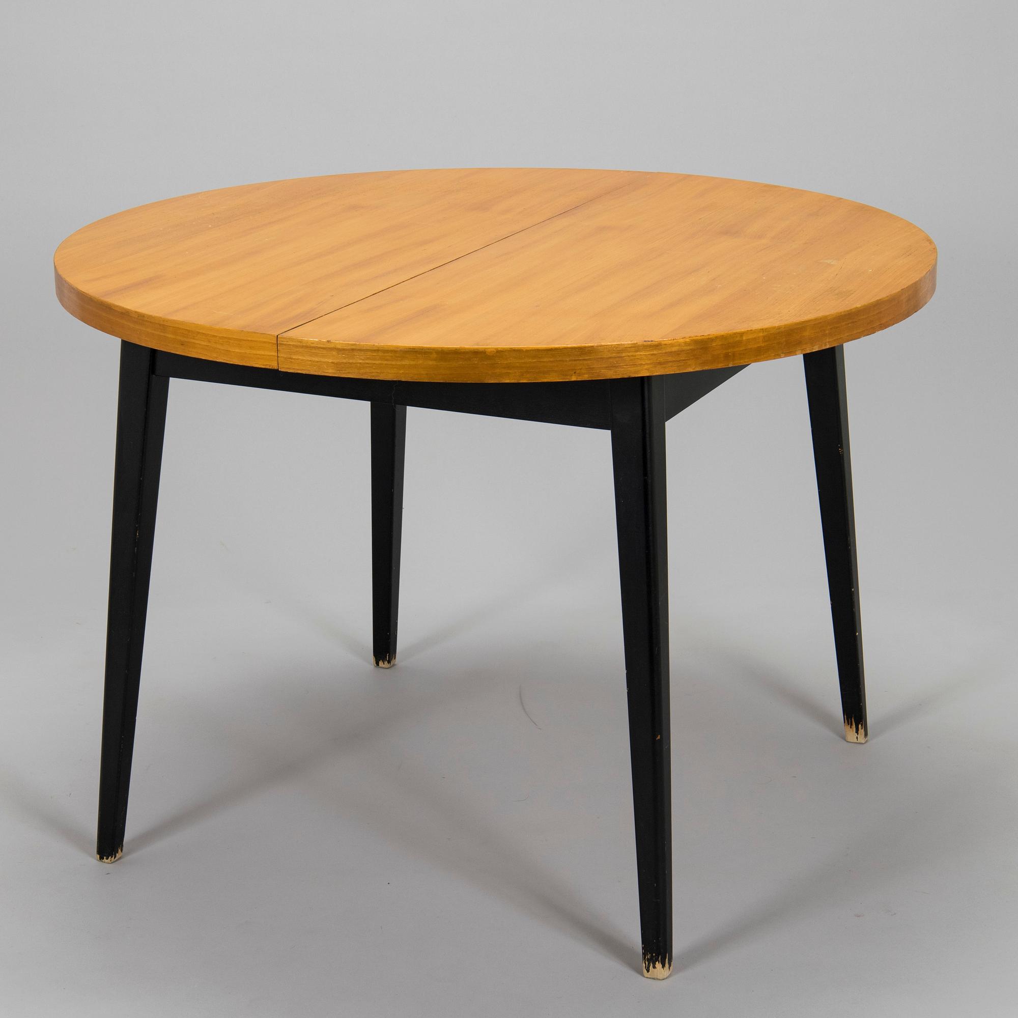 Ruokapöytä, 1950/60-luku.