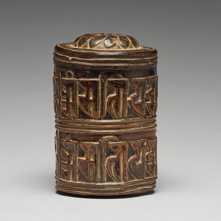A Tibetan prayer wheel, 18/19th Century.