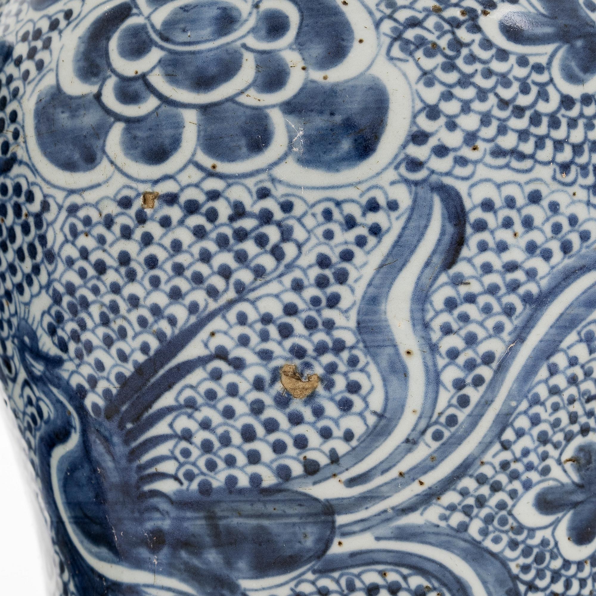 A pair of Kangxi style vases, China, 19th century.