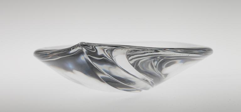 Tapio Wirkkala, A GLASS SCULPTURE.