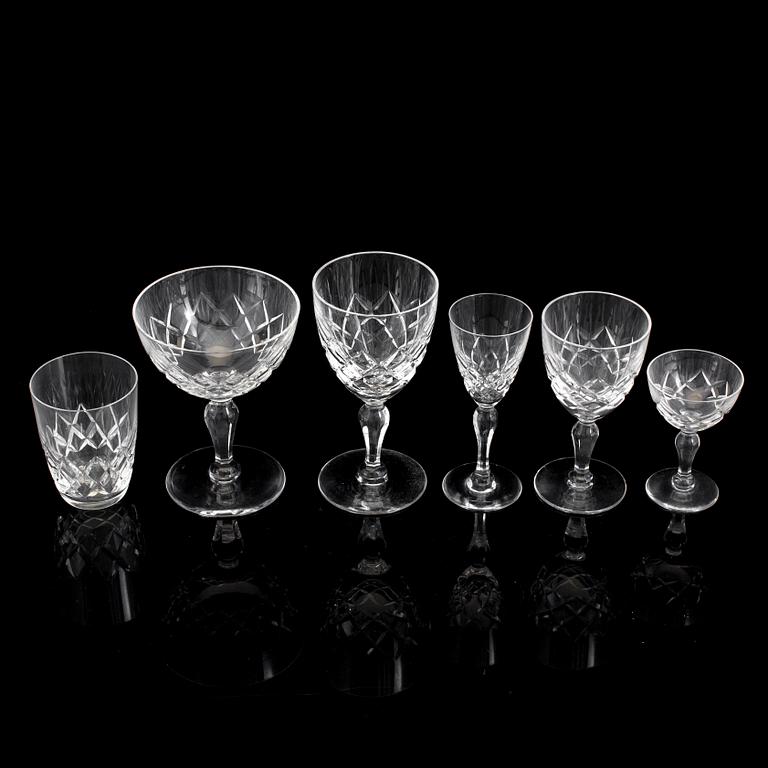 GLASSERVIS, 37 delar, "Karolina", Orrefors, 1900-talets andra hälft.