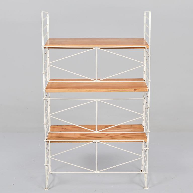 BOKHYLLA, String-modell, 1900-talets mitt.