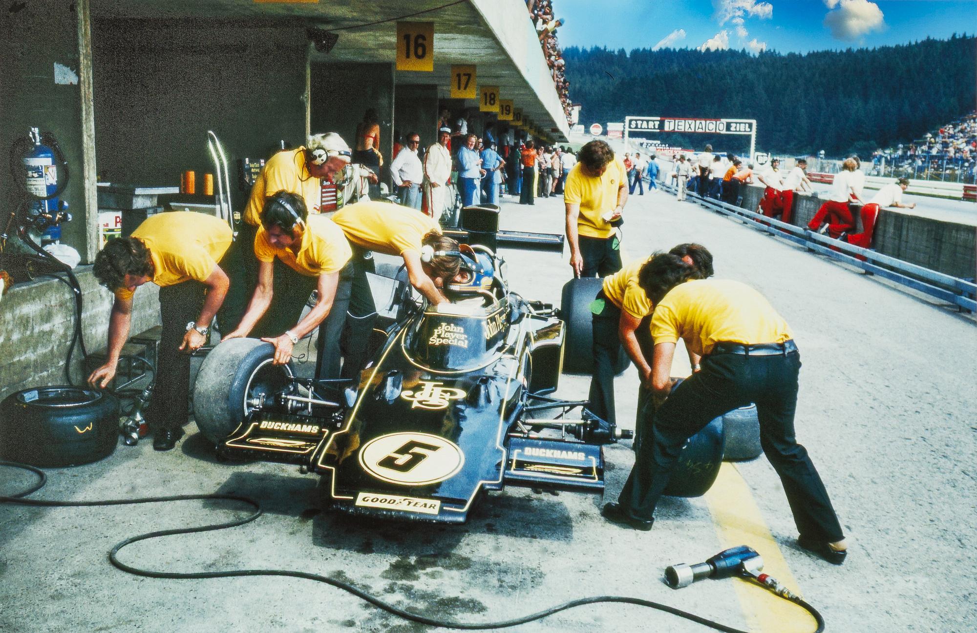 Kenneth Olausson, "Ronnie Peterson i Zeltwegdepå 1975".