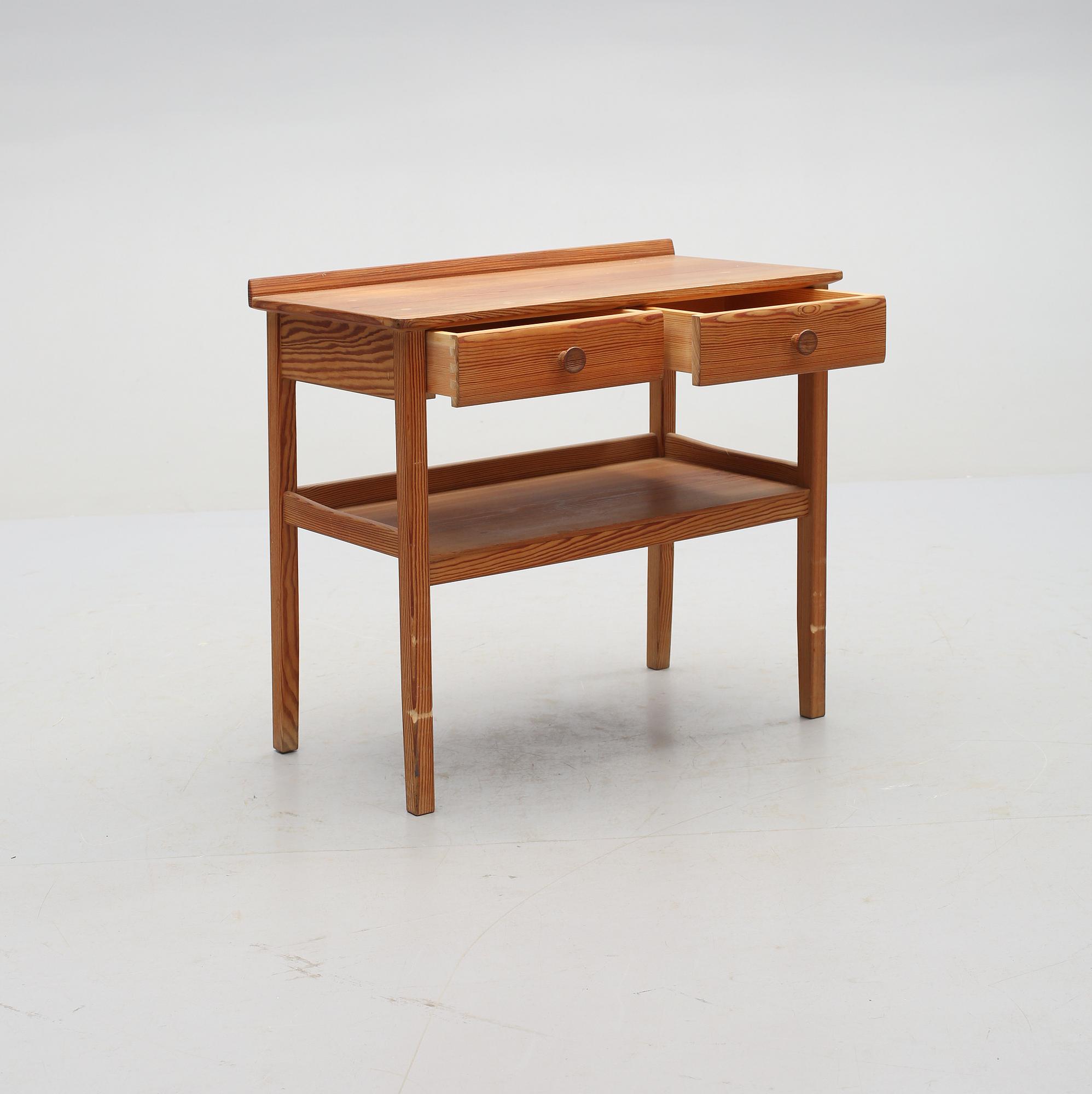 SIDOBORD, "Anna II", Carl Malmsten AB, formgivet 1975.