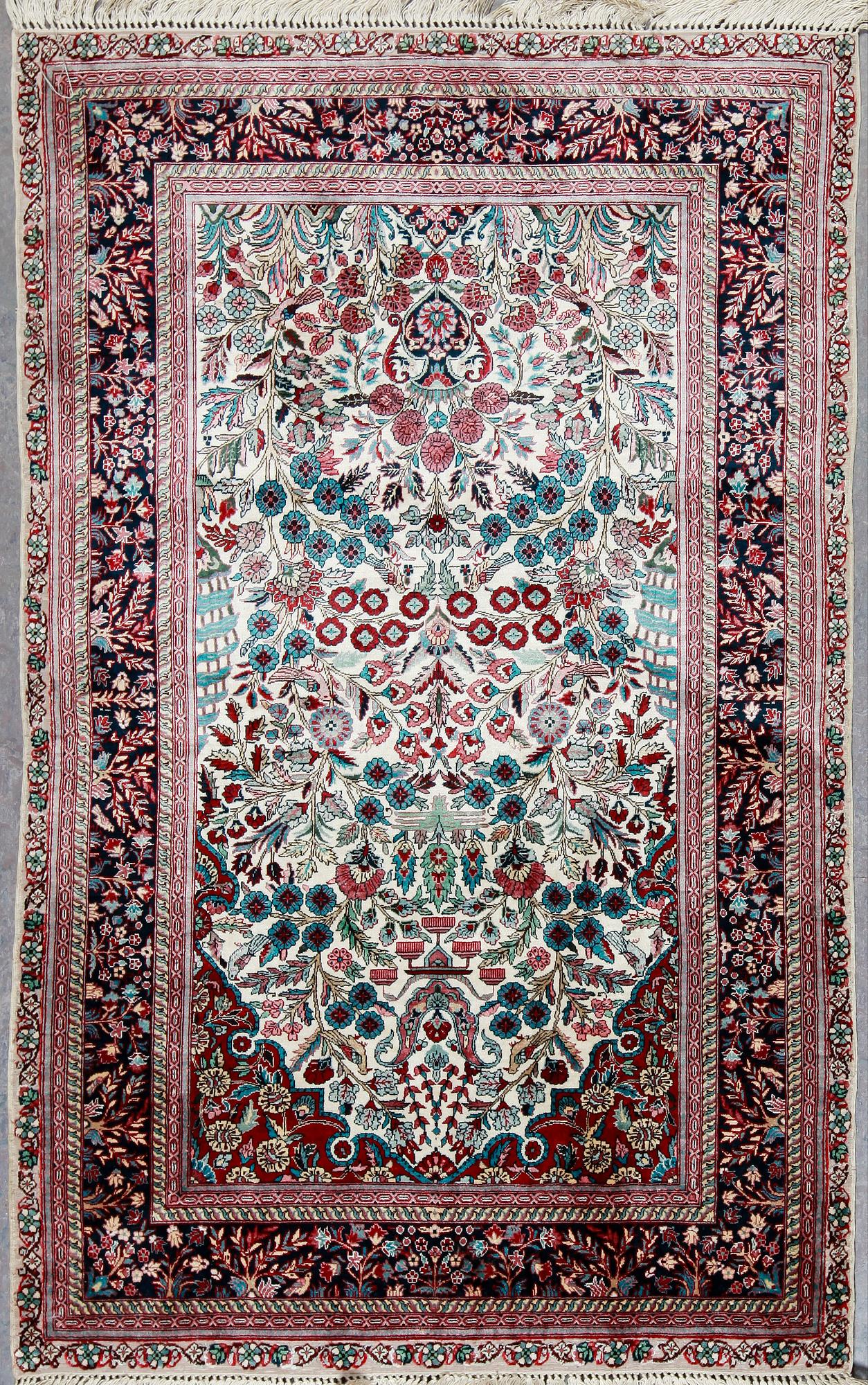 MATTA, sannolikt kashmir , 122x77 cm.