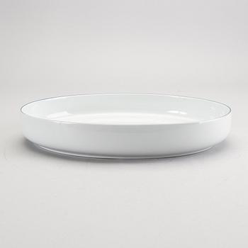Grethe Meyer, "Blue Edge", tableware, 100 dlr, Royal Copenhagen and Aluminia.