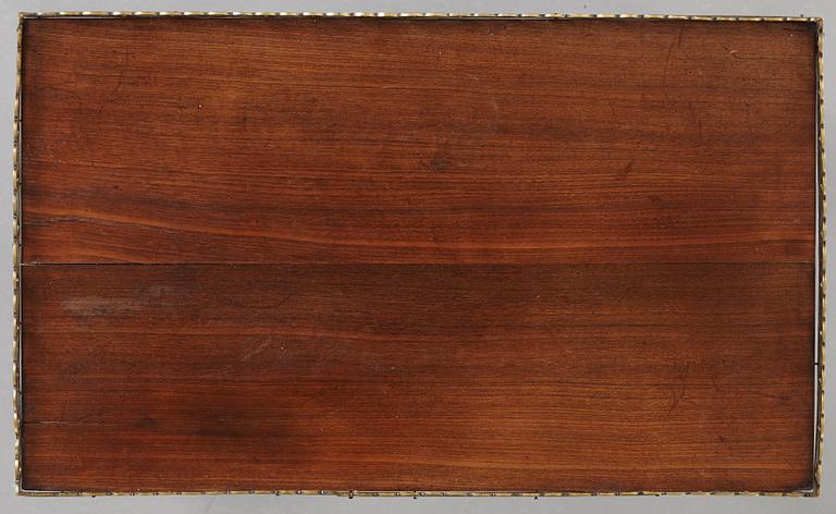 A late Gustavian late 18th century table.