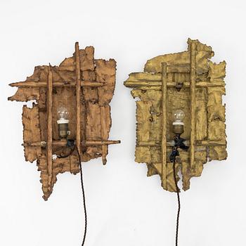 A pair of wall lamps, second half of the 20th century.