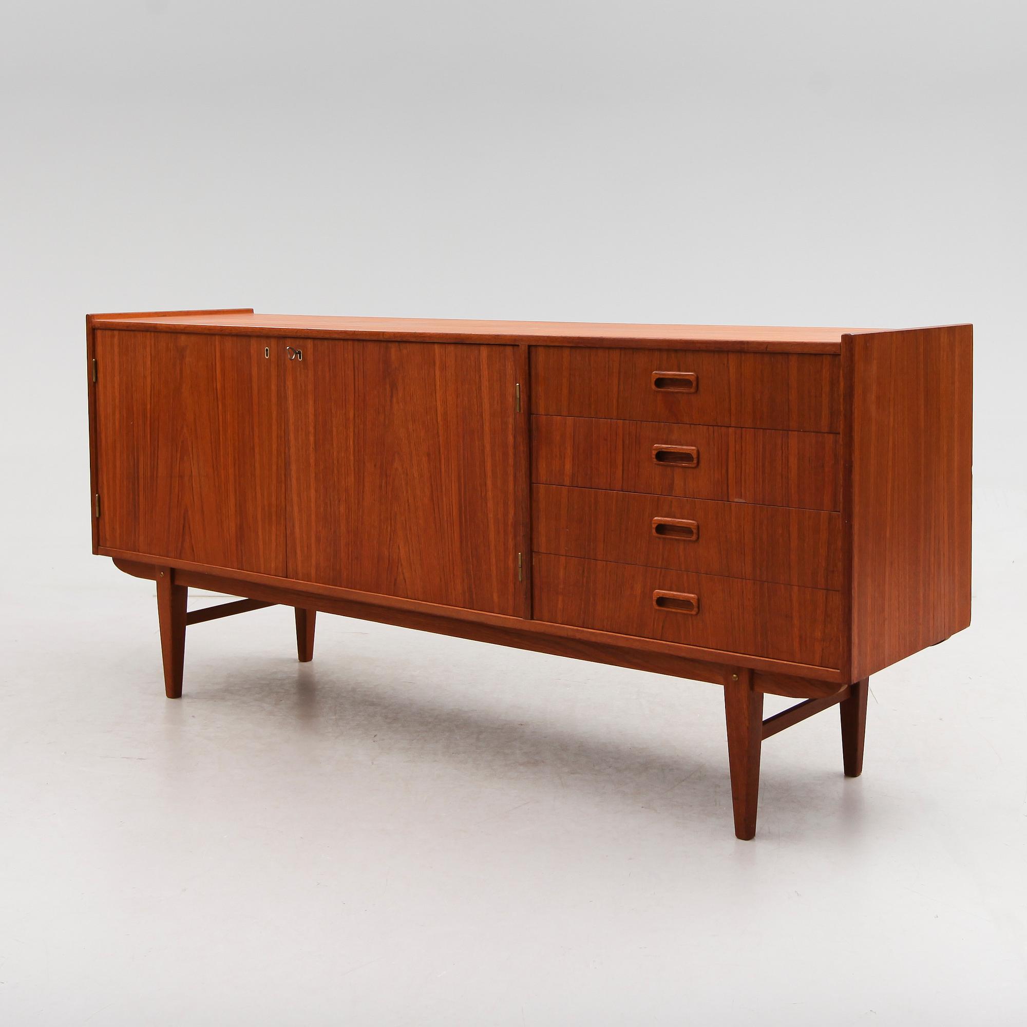 SIDEBOARD, 1900-talets andra hälft.