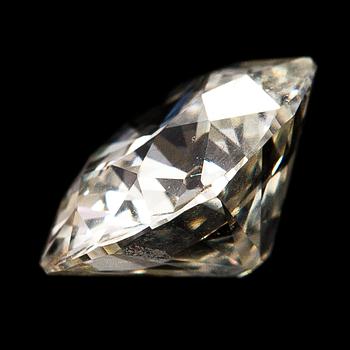 An old-cut diamond ca. 3.05 ct. With SJL certificate.