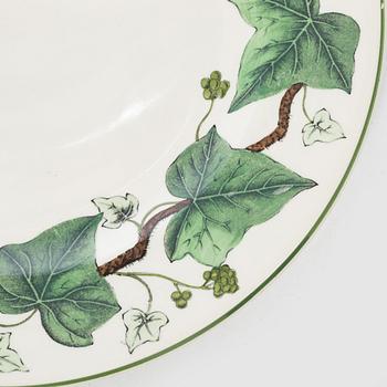Mat- och kaffeservis, flintgods, 60 delar, "Napoleon Ivy", Wedgwood, England.