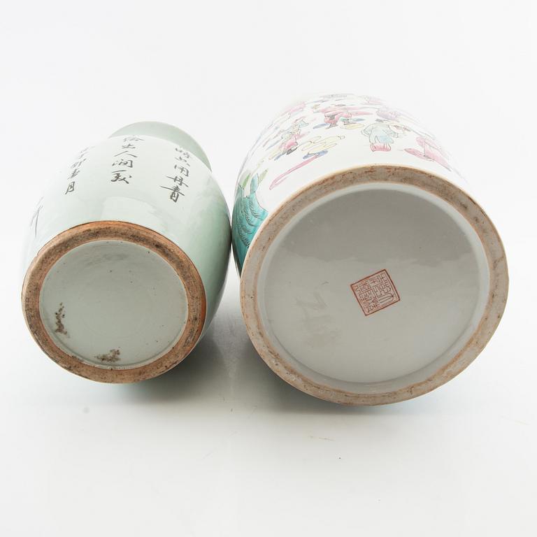 Vases 2 pcs China 20th century porcelain.