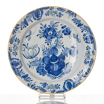 A group of three faiance dishes, probably Delft, 19th century.