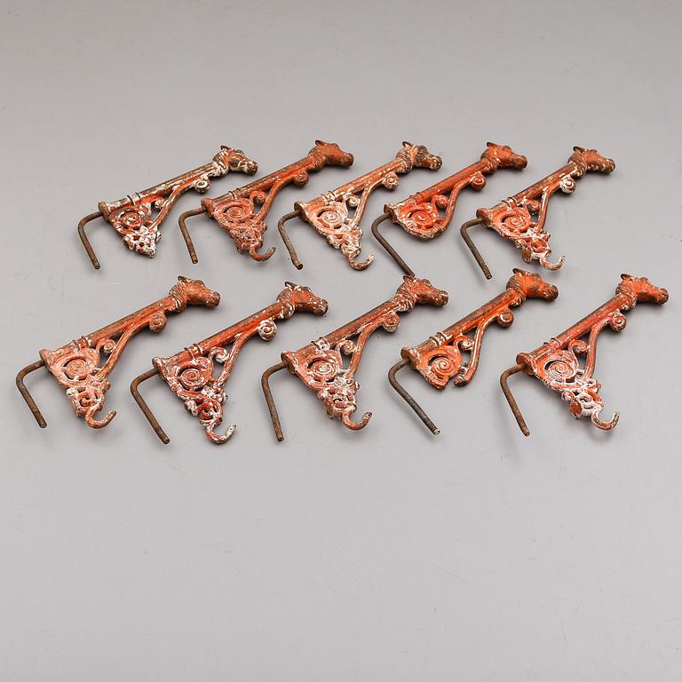 STALLKONSOLER, 10 st, gjutjärn, 1900-talets första hälft.