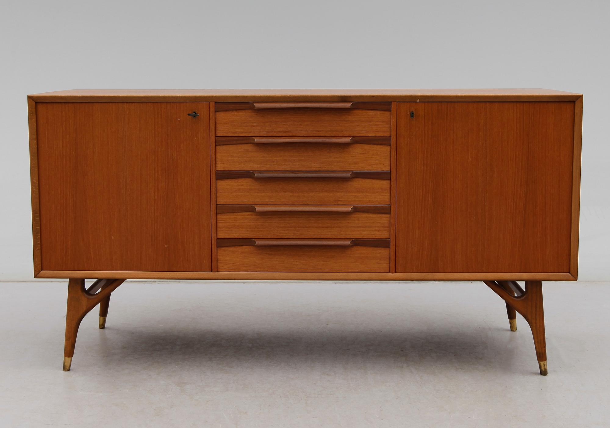 SIDEBOARD, 1900-talets andra hälft.