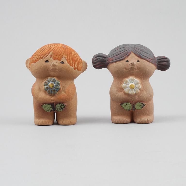 FIGURINER, 2 st, stengods, Lisa Larson, Gustavsberg, lanserades 1972.