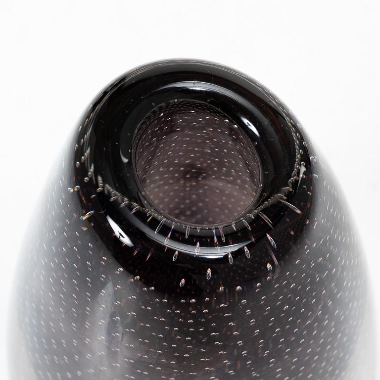 Gunnel Nyman, Vase, "GN 26", Nuutajärvi Notsjö, Finland.