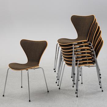 Arne Jacobsen, stolar, 9 st, "Sjuan", Fritz Hansen, Danmark, 1982.