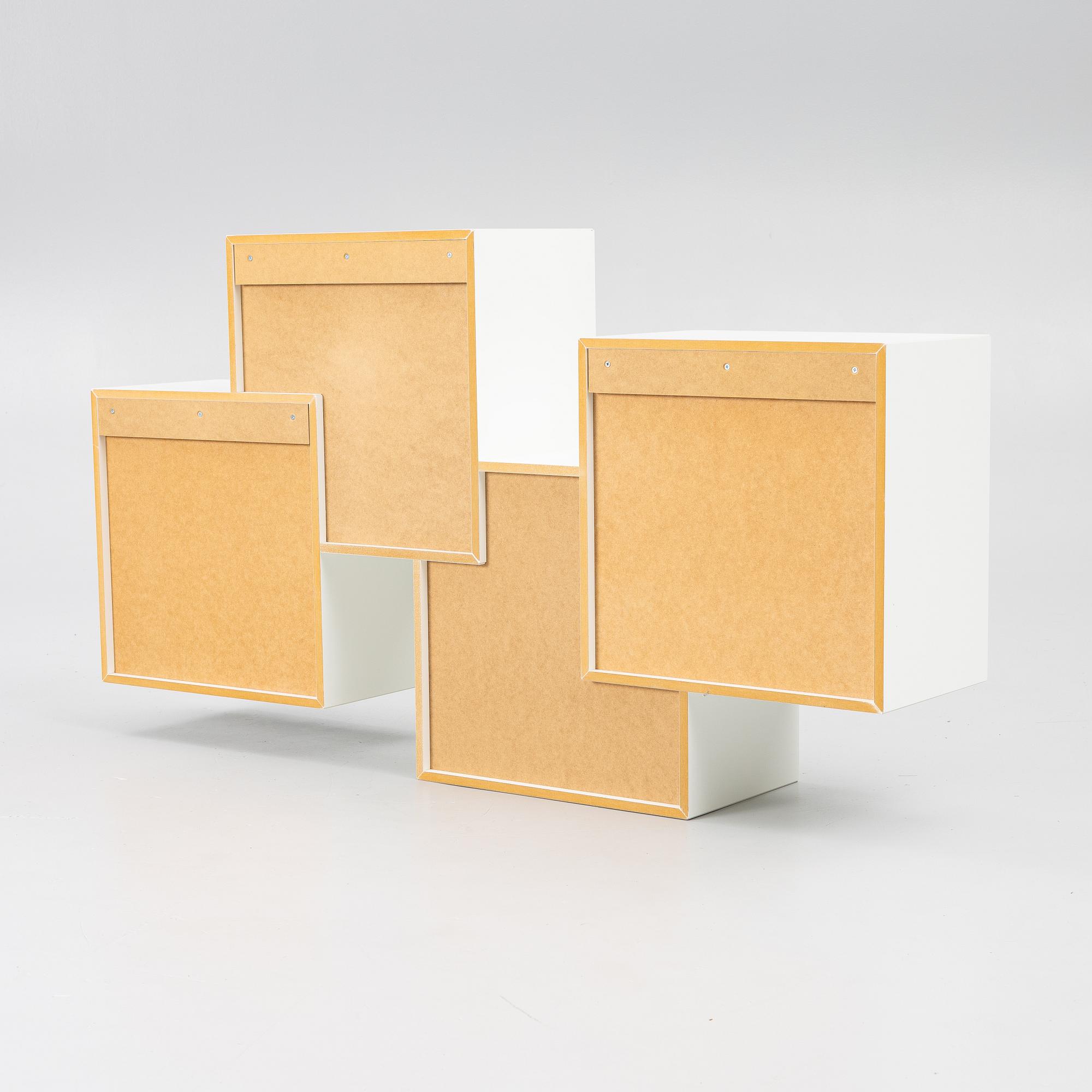 Bookcase, 'Quadro OOOJA', Bolia.