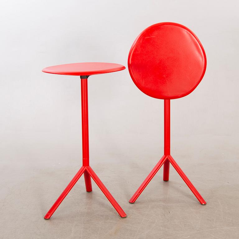 Konstantin Grcic, barbord ett par, "Miura Table" för Plank Italien.