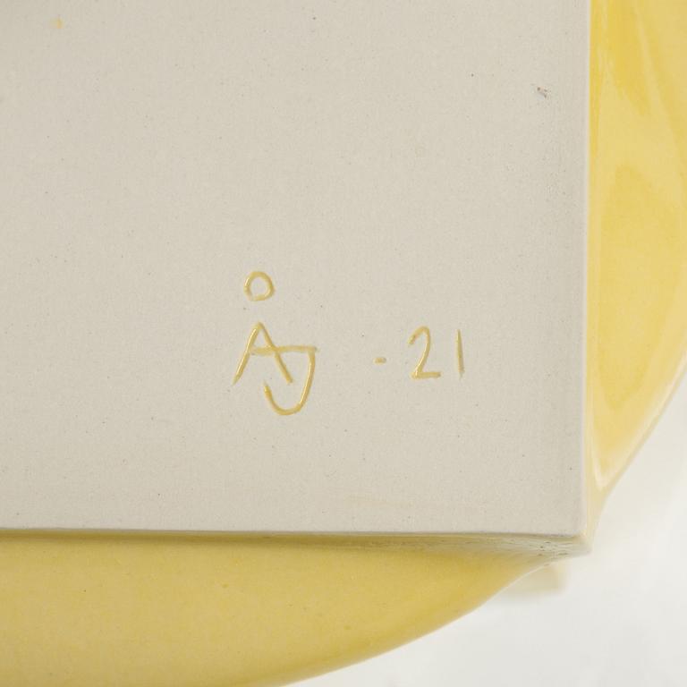 Åsa Johansson, skulpturer, 2 st "Sunny Day, Sunny Cubes", 2021.