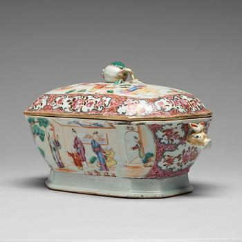 TERRIN med LOCK, kompaniporslin. Qingdynastin, Qianlong (1736-95).