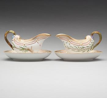 A pair of Royal Copenhagen 'Flora Danica' sauce boats, Denmark, 20th Century.