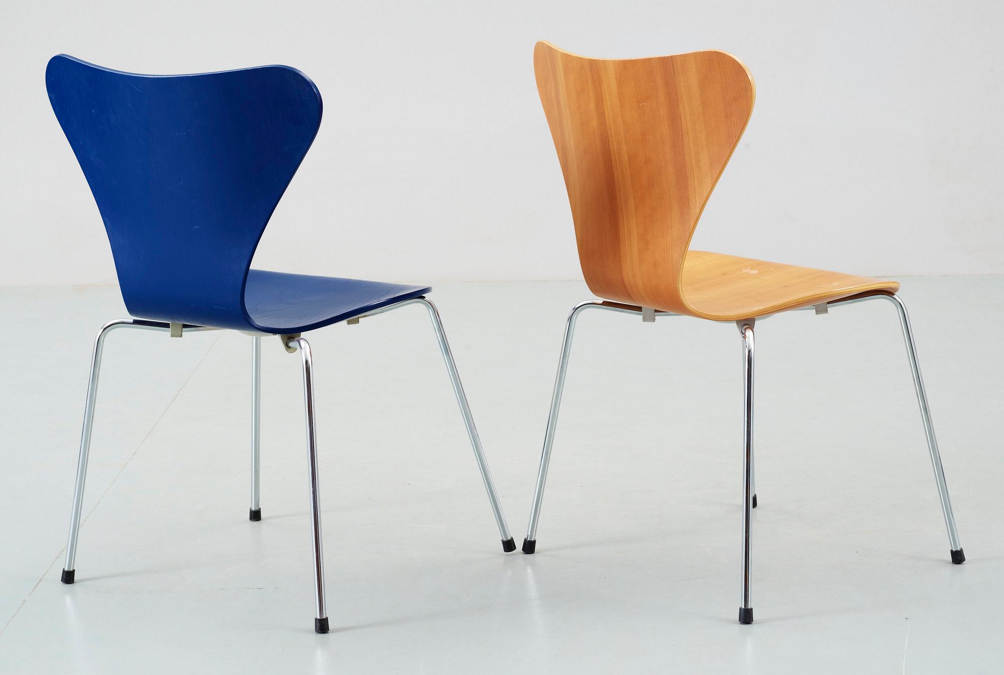 STOLAR, 2 st, "Sjuan", Arne Jacobsen, Fritz Hansen, 1998 resp 1999.