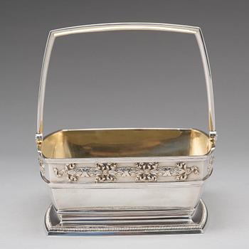 A FABERGÉ parcel-gilt basket, Moscow 1894. Imperial Warrant and scratched invntory no. 4969.