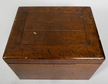 HUMIDOR, 1900-talets första hälft.