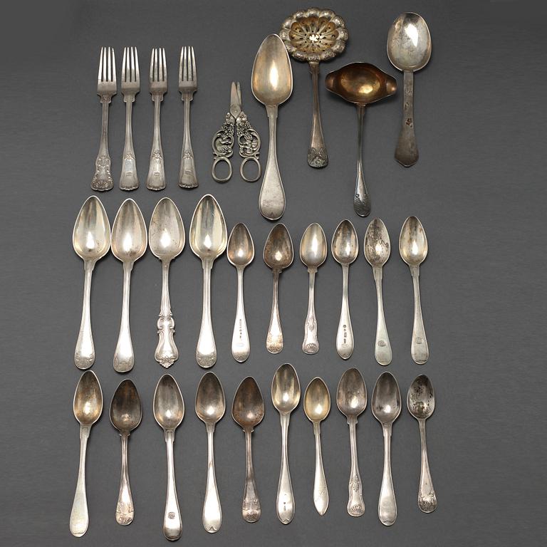 28 pcs of silverware, 19th century.