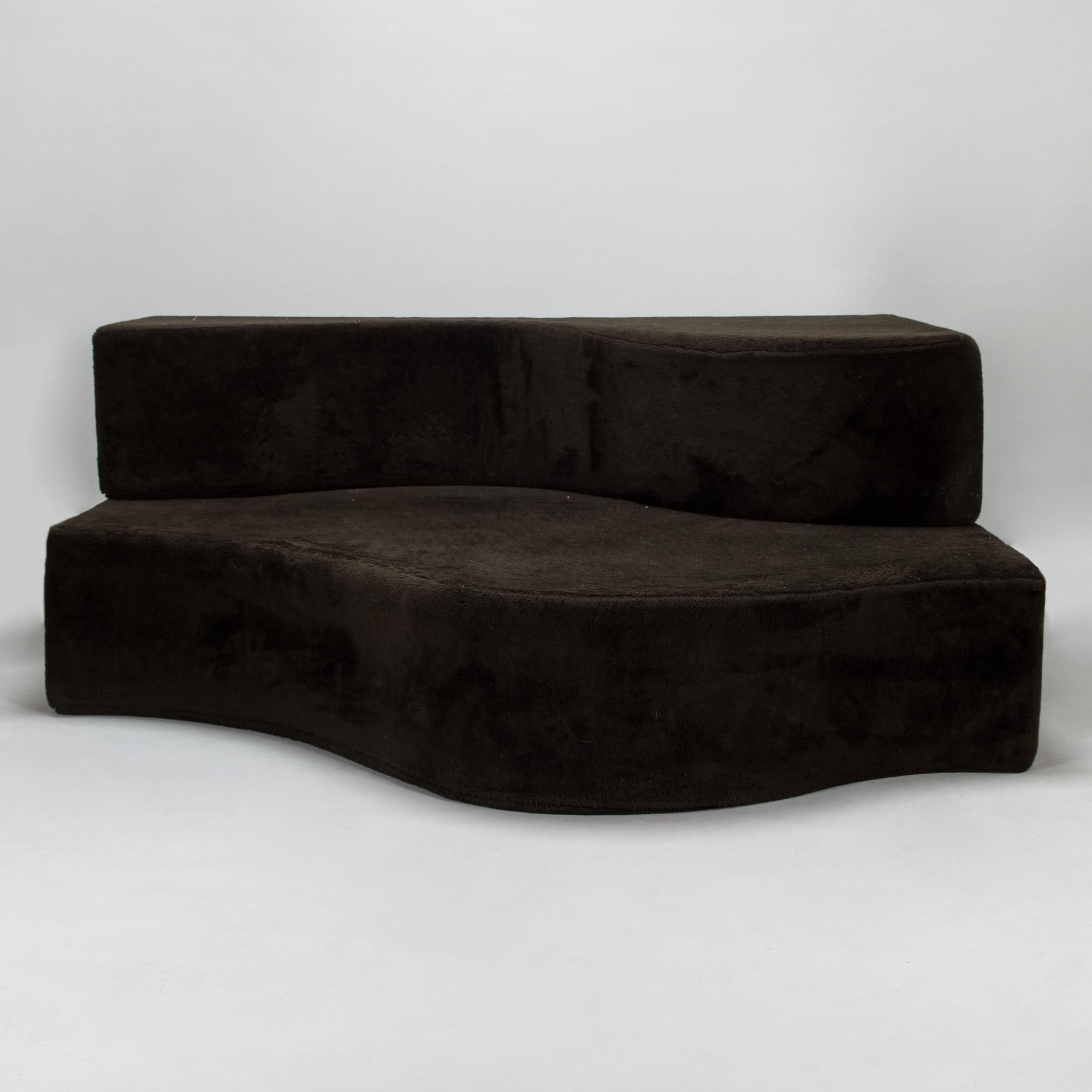 Kaisa Blomstedt, a 1970s 'Cuddling' sofa for Utopia.