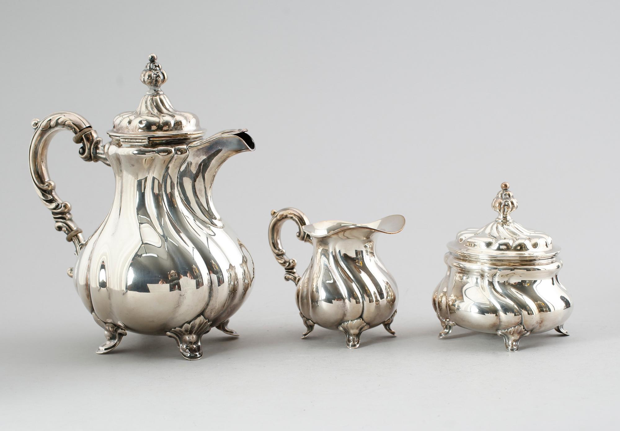 KAFFESERVIS, 3 delar, silver, Tyskland, svenska importstämplar. Vikt ca 1115 gram.