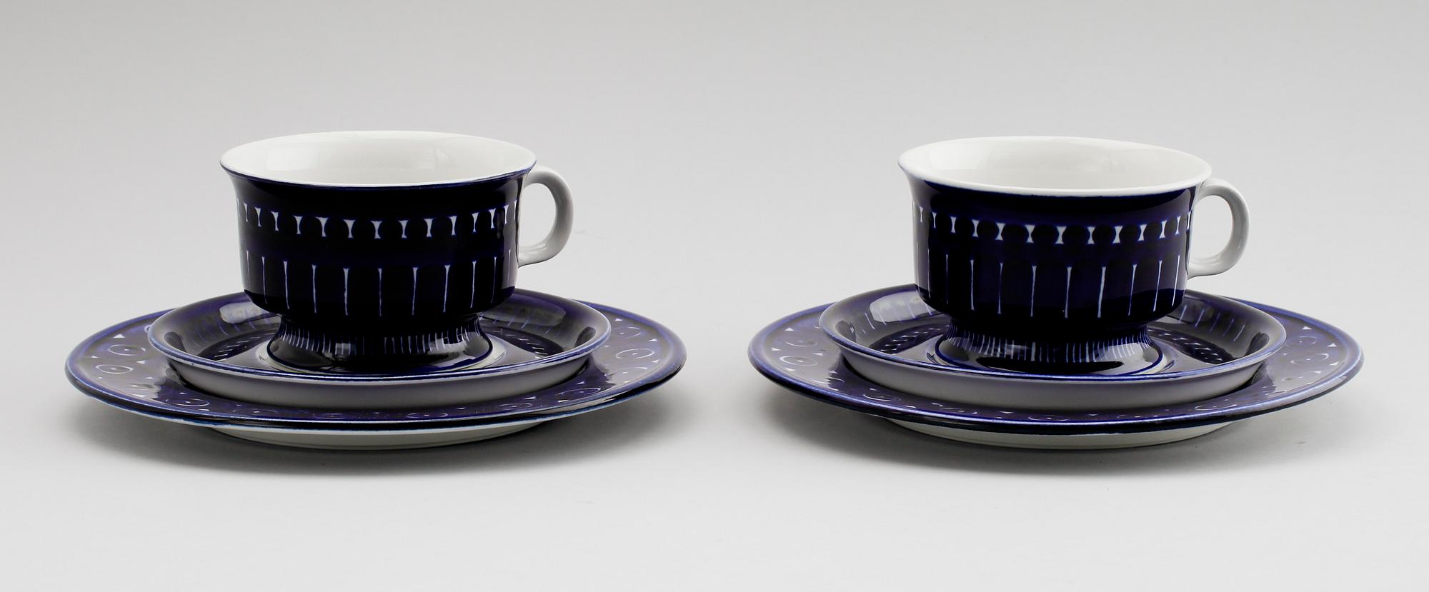 TE-/KAFFESERVIS, 24 del, porslin, "Valencia", Ulla Procopé, Arabia, Finland.