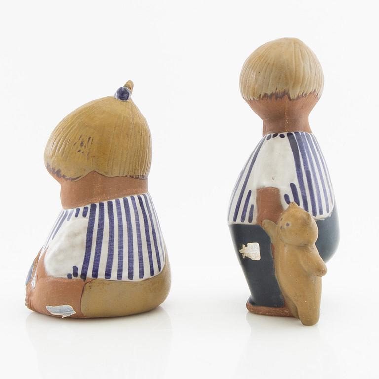 Lisa Larson, figuriner 2 st ur "Larsons ungar" Gustavsberg glaserat stengods.